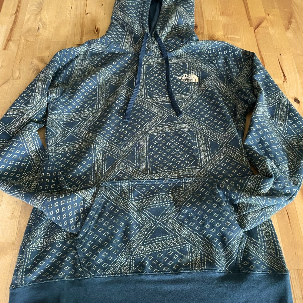 The North Face Womens Small Hoodie